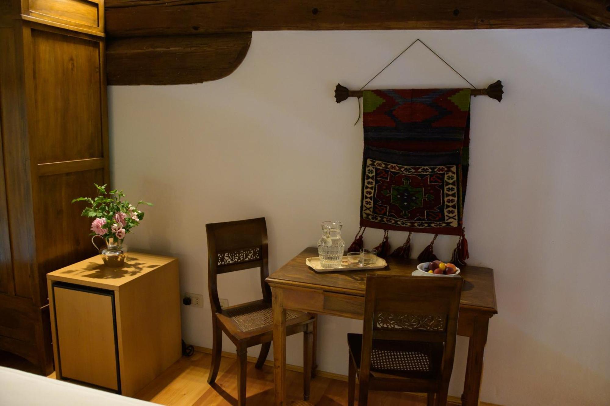 Palazzetto Ardi Bed & Breakfast Torri di Confine Luaran gambar