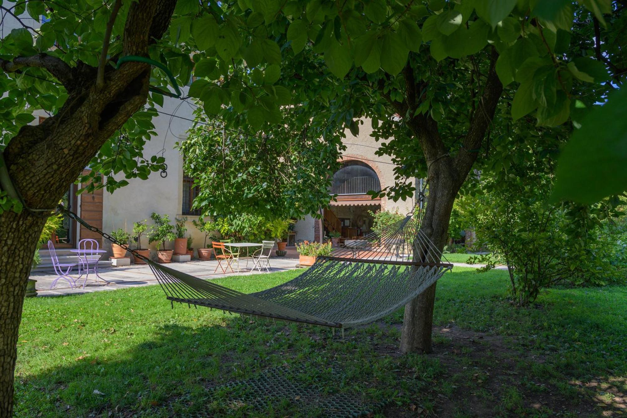 Palazzetto Ardi Bed & Breakfast Torri di Confine Luaran gambar