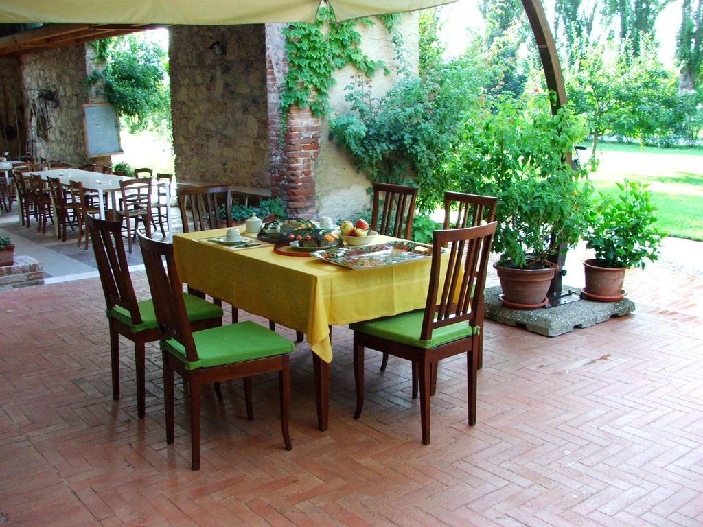 Palazzetto Ardi Bed & Breakfast Torri di Confine Luaran gambar