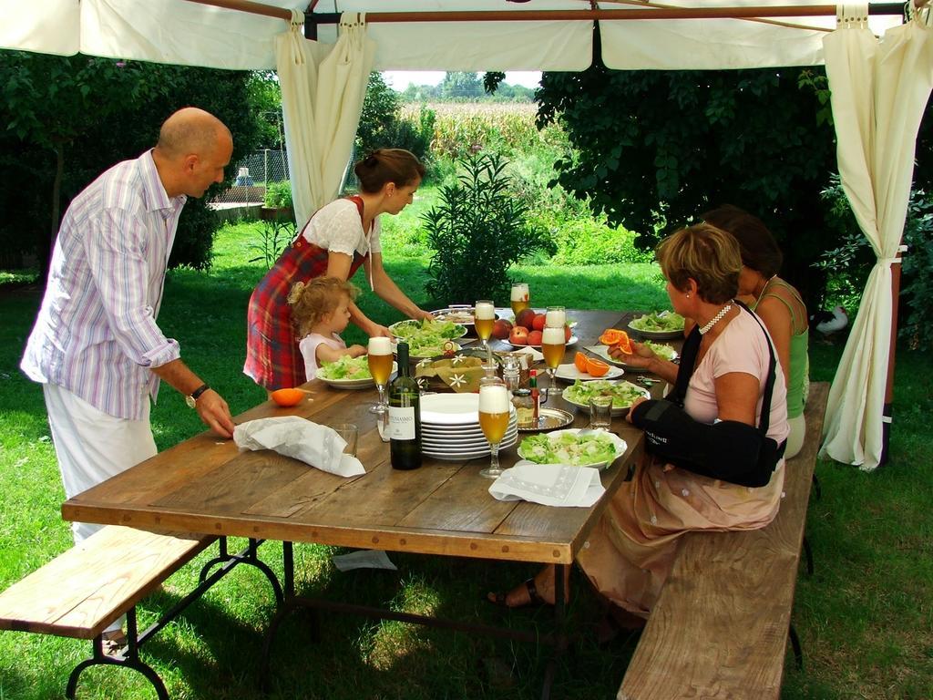 Palazzetto Ardi Bed & Breakfast Torri di Confine Luaran gambar
